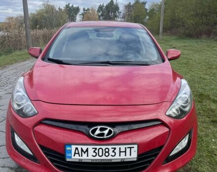 Хендай i30 2013 в Емильчином на Automoto.ua Красный Хендай i30, объемом двигателя 1.4 л и пробегом 85 тыс. км за 8200 $, фото 4 на Automoto.ua