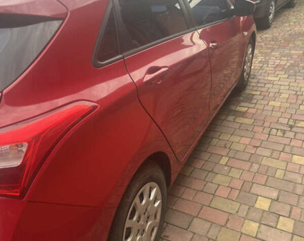 Червоний Хендай i30, об'ємом двигуна 1.6 л та пробігом 140 тис. км за 6500 $, фото 6 на Automoto.ua