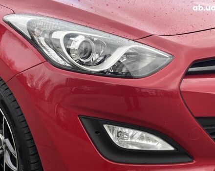 Хендай i30 2013 в Киеве на Automoto.ua Красный Хендай i30, объемом двигателя 1.4 л и пробегом 122 тыс. км за 9790 $, фото 25 на Automoto.ua