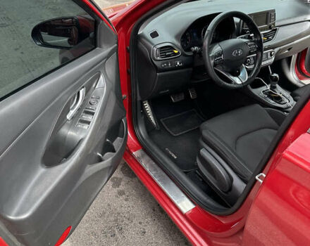 Червоний Хендай i30, об'ємом двигуна 1.59 л та пробігом 183 тис. км за 13500 $, фото 10 на Automoto.ua