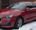 Червоний Хендай i30, об'ємом двигуна 1.35 л та пробігом 26 тис. км за 17900 $, фото 1 на Automoto.ua