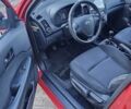 Красный Хендай i30, объемом двигателя 1.4 л и пробегом 197 тыс. км за 4041 $, фото 3 на Automoto.ua