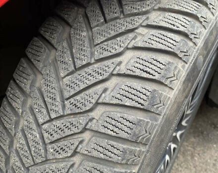 Красный Хендай i30, объемом двигателя 1.6 л и пробегом 186 тыс. км за 6100 $, фото 17 на Automoto.ua