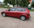 Красный Хендай i30, объемом двигателя 1.58 л и пробегом 200 тыс. км за 4100 $, фото 3 на Automoto.ua
