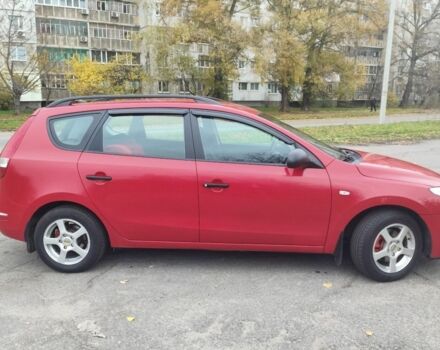 Красный Хендай i30, объемом двигателя 1.6 л и пробегом 160 тыс. км за 6200 $, фото 2 на Automoto.ua