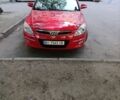 Червоний Хендай i30, об'ємом двигуна 1.58 л та пробігом 270 тис. км за 6200 $, фото 1 на Automoto.ua