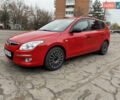 Красный Хендай i30, объемом двигателя 1.6 л и пробегом 186 тыс. км за 6100 $, фото 5 на Automoto.ua