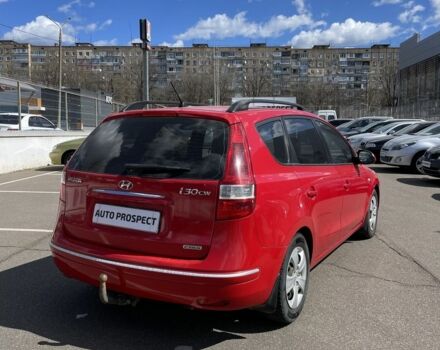 Красный Хендай i30, объемом двигателя 0.16 л и пробегом 195 тыс. км за 6100 $, фото 4 на Automoto.ua
