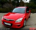 Красный Хендай i30, объемом двигателя 1.6 л и пробегом 277 тыс. км за 5399 $, фото 1 на Automoto.ua