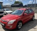 Красный Хендай i30, объемом двигателя 1.6 л и пробегом 325 тыс. км за 4700 $, фото 1 на Automoto.ua