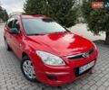 Красный Хендай i30, объемом двигателя 1.58 л и пробегом 224 тыс. км за 5350 $, фото 1 на Automoto.ua