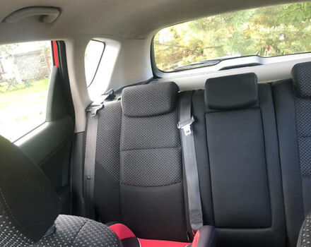 Красный Хендай i30, объемом двигателя 1.4 л и пробегом 222 тыс. км за 6200 $, фото 3 на Automoto.ua