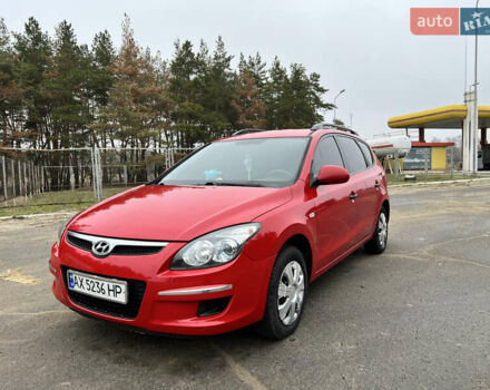 Хендай i30 2009 в Змиеве на Automoto.ua Красный Хендай i30, объемом двигателя 1.59 л и пробегом 170 тыс. км за 5700 $, фото 2 на Automoto.ua