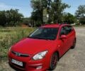 Красный Хендай i30, объемом двигателя 1.6 л и пробегом 350 тыс. км за 2648 $, фото 1 на Automoto.ua
