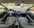 Красный Хендай i30, объемом двигателя 1.4 л и пробегом 254 тыс. км за 4900 $, фото 7 на Automoto.ua
