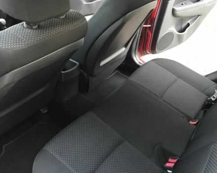 Червоний Хендай i30, об'ємом двигуна 1.6 л та пробігом 230 тис. км за 6100 $, фото 9 на Automoto.ua