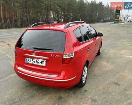 Хендай i30 2009 в Змиеве на Automoto.ua Красный Хендай i30, объемом двигателя 1.59 л и пробегом 170 тыс. км за 5700 $, фото 6 на Automoto.ua