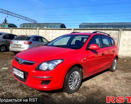 Червоний Хендай i30, об'ємом двигуна 1.6 л та пробігом 330 тис. км за 4200 $, фото 1 на Automoto.ua