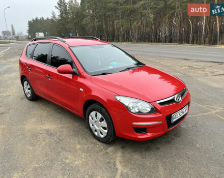 Хендай i30 2009 в Змиеве на Automoto.ua Красный Хендай i30, объемом двигателя 1.59 л и пробегом 170 тыс. км за 5700 $, фото 8 на Automoto.ua