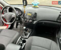Хендай i30 2009 в Змиеве на Automoto.ua Красный Хендай i30, объемом двигателя 1.59 л и пробегом 170 тыс. км за 5700 $, фото 14 на Automoto.ua