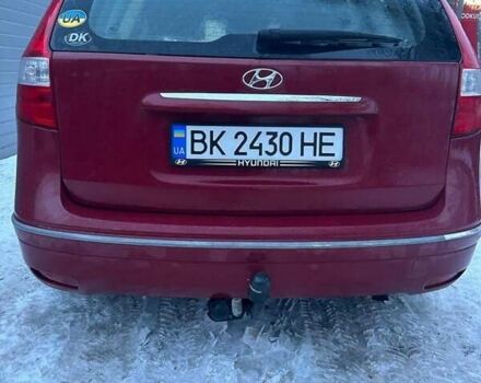 Красный Хендай i30, объемом двигателя 1.6 л и пробегом 190 тыс. км за 6500 $, фото 7 на Automoto.ua