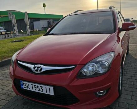 Червоний Хендай i30, об'ємом двигуна 1.58 л та пробігом 299 тис. км за 6200 $, фото 4 на Automoto.ua
