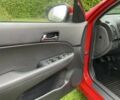 Красный Хендай i30, объемом двигателя 1.6 л и пробегом 237 тыс. км за 5799 $, фото 9 на Automoto.ua