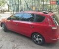Червоний Хендай i30, об'ємом двигуна 1.4 л та пробігом 280 тис. км за 4750 $, фото 3 на Automoto.ua