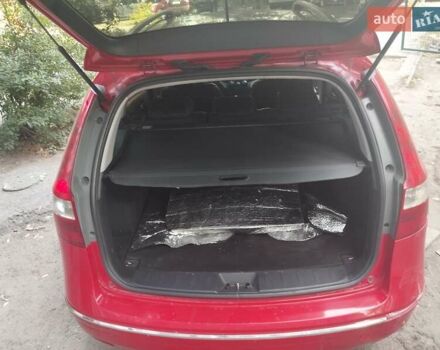 Червоний Хендай i30, об'ємом двигуна 1.4 л та пробігом 280 тис. км за 4750 $, фото 10 на Automoto.ua