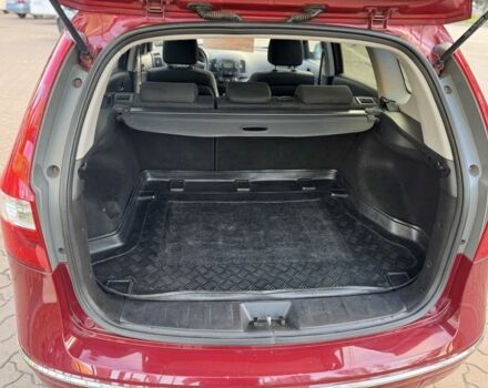 Красный Хендай i30, объемом двигателя 1.4 л и пробегом 234 тыс. км за 5850 $, фото 15 на Automoto.ua