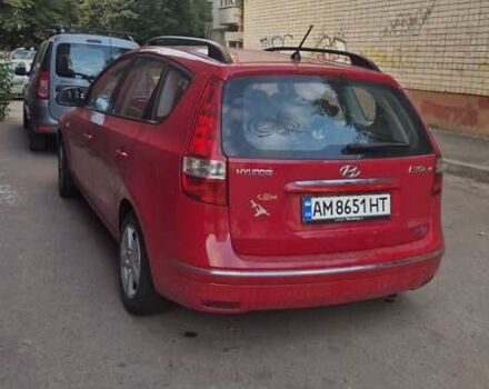 Красный Хендай i30, объемом двигателя 1.4 л и пробегом 189 тыс. км за 6500 $, фото 7 на Automoto.ua