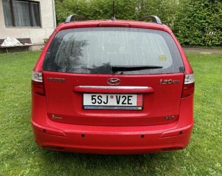 Красный Хендай i30, объемом двигателя 1.6 л и пробегом 237 тыс. км за 5799 $, фото 6 на Automoto.ua