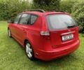 Красный Хендай i30, объемом двигателя 1.6 л и пробегом 237 тыс. км за 5799 $, фото 5 на Automoto.ua