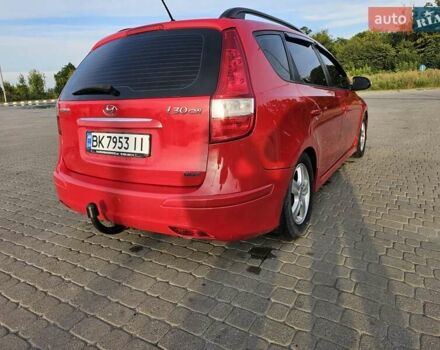 Червоний Хендай i30, об'ємом двигуна 1.58 л та пробігом 299 тис. км за 6200 $, фото 8 на Automoto.ua