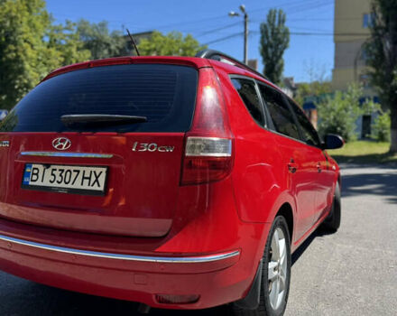 Красный Хендай i30, объемом двигателя 1.4 л и пробегом 302 тыс. км за 6000 $, фото 9 на Automoto.ua
