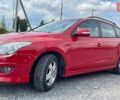 Красный Хендай i30, объемом двигателя 1.4 л и пробегом 230 тыс. км за 5999 $, фото 7 на Automoto.ua