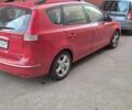 Красный Хендай i30, объемом двигателя 1.4 л и пробегом 189 тыс. км за 6500 $, фото 2 на Automoto.ua