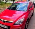 Красный Хендай i30, объемом двигателя 1.4 л и пробегом 190 тыс. км за 6500 $, фото 1 на Automoto.ua