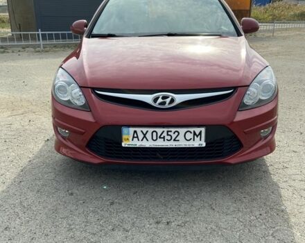 Червоний Хендай i30, об'ємом двигуна 1.6 л та пробігом 73 тис. км за 8350 $, фото 2 на Automoto.ua