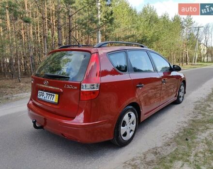 Хендай i30 2011 в Киеве на Automoto.ua Красный Хендай i30, объемом двигателя 1.4 л и пробегом 149 тыс. км за 6900 $, фото 5 на Automoto.ua