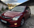 Красный Хендай i30, объемом двигателя 1.6 л и пробегом 196 тыс. км за 7200 $, фото 3 на Automoto.ua
