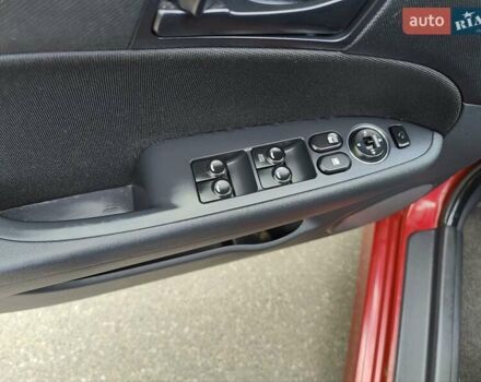 Хендай i30 2011 в Киеве на Automoto.ua Красный Хендай i30, объемом двигателя 1.4 л и пробегом 149 тыс. км за 6900 $, фото 26 на Automoto.ua