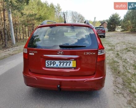 Хендай i30 2011 в Киеве на Automoto.ua Красный Хендай i30, объемом двигателя 1.4 л и пробегом 149 тыс. км за 6900 $, фото 2 на Automoto.ua