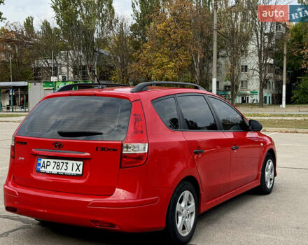 Червоний Хендай i30, об'ємом двигуна 1.4 л та пробігом 218 тис. км за 6200 $, фото 8 на Automoto.ua