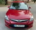 Красный Хендай i30, объемом двигателя 1.58 л и пробегом 196 тыс. км за 6000 $, фото 6 на Automoto.ua