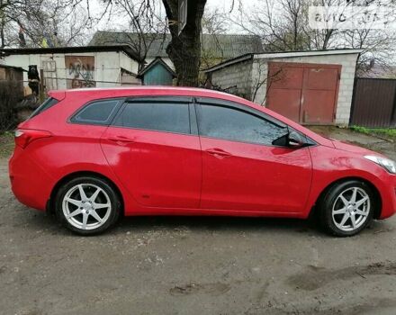 Червоний Хендай i30, об'ємом двигуна 1.6 л та пробігом 220 тис. км за 8500 $, фото 2 на Automoto.ua