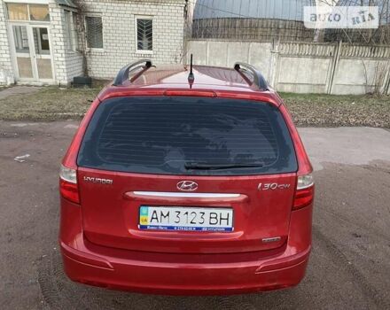 Червоний Хендай i30, об'ємом двигуна 1.58 л та пробігом 268 тис. км за 6000 $, фото 5 на Automoto.ua