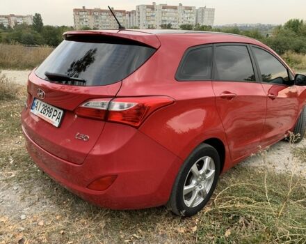 Червоний Хендай i30, об'ємом двигуна 1.6 л та пробігом 135 тис. км за 8300 $, фото 1 на Automoto.ua