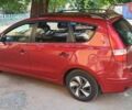 Червоний Хендай i30, об'ємом двигуна 1.6 л та пробігом 292 тис. км за 7999 $, фото 4 на Automoto.ua