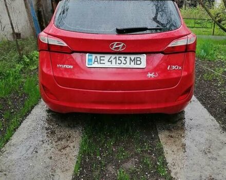 Червоний Хендай i30, об'ємом двигуна 1.6 л та пробігом 220 тис. км за 8500 $, фото 5 на Automoto.ua